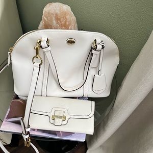 Coach purse and wallet